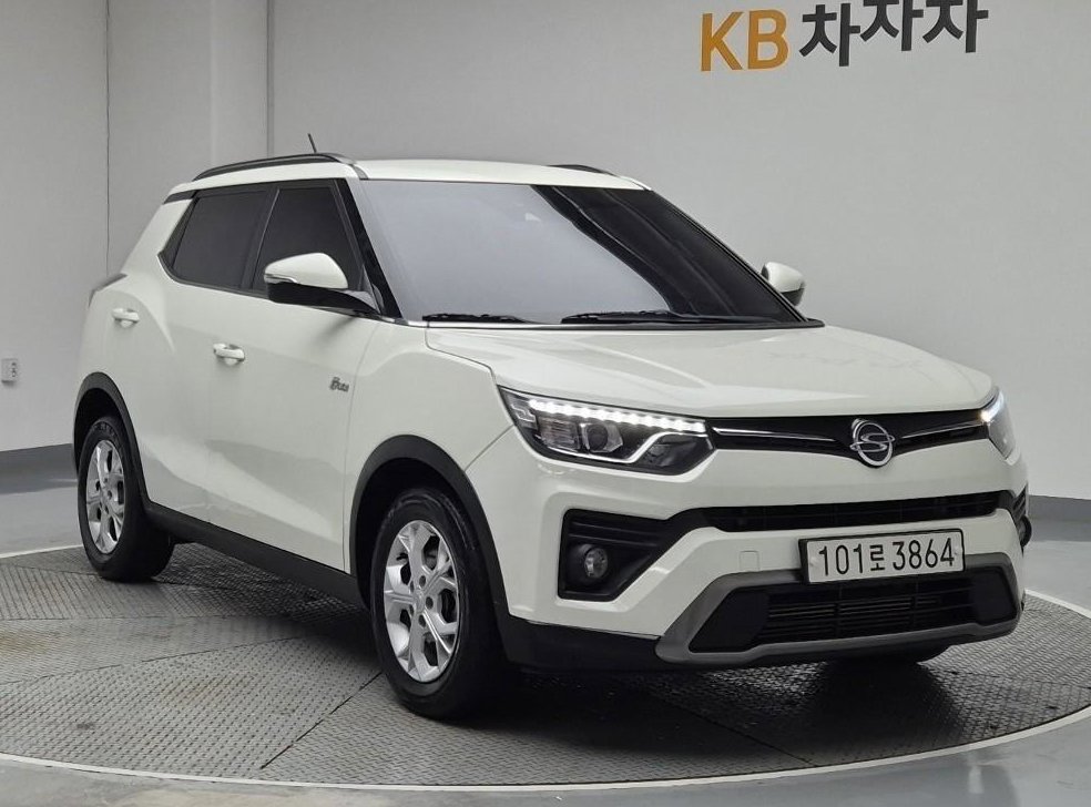 KG모빌리티(쌍용)  티볼리 2WD 가솔린 1.5 사진 4