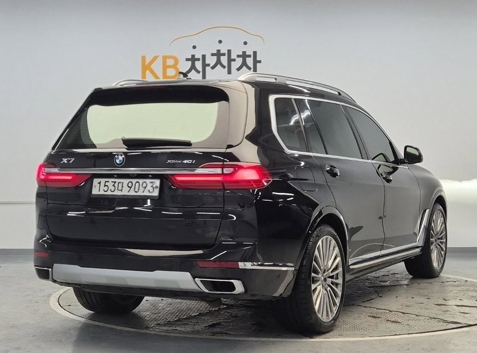 BMW X7 xDrive 40i 디자인 퓨어 엑셀런스 7인승 사진 3