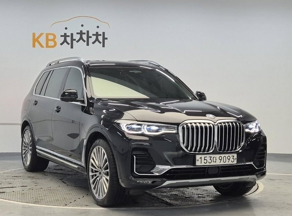 BMW X7 xDrive 40i 디자인 퓨어 엑셀런스 7인승 사진 4