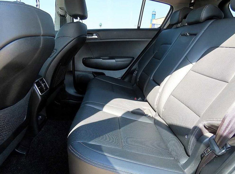 기아 스포티지 2.0 디젤 2WD 사진 6