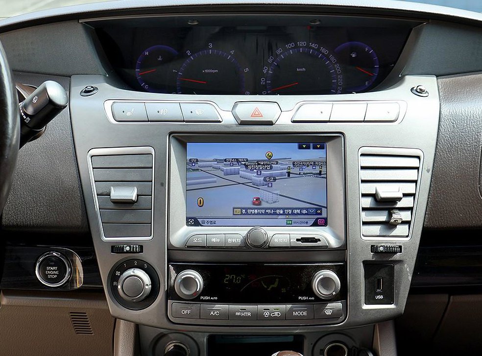 KG모빌리티(쌍용)  코란도 4WD 샤토 사진 9