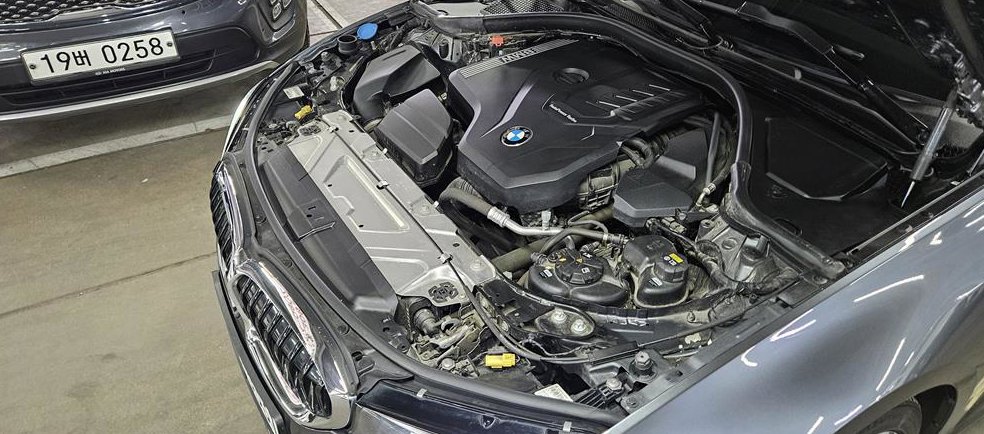BMW 3시리즈 320i M 스포츠 사진 8