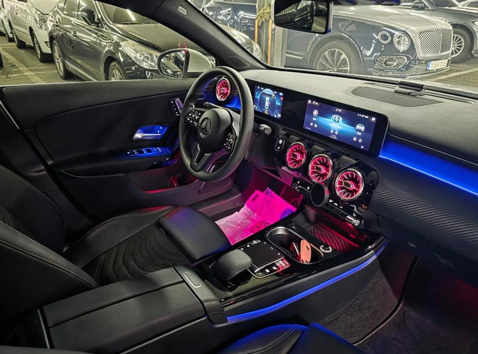 벤츠 A 클래스 A220 세단 사진 8