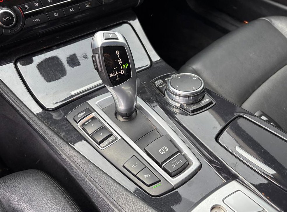 BMW 5시리즈 520d M 에어로다이나믹 사진 9