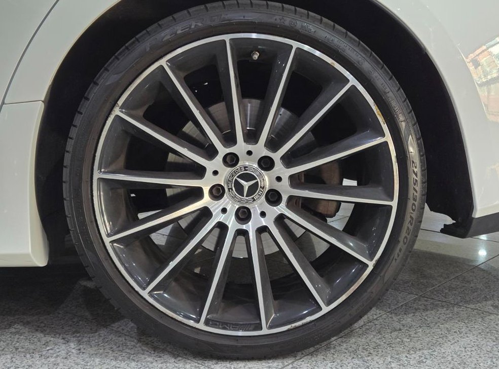 벤츠 CLS 클래스 CLS 400d 4MATIC AMG Line 사진 20