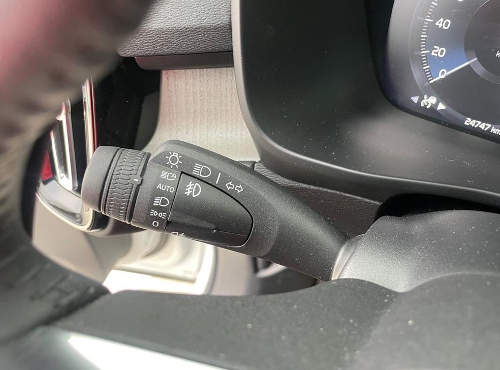 볼보 XC40 B4 AWD R-디자인 사진 17