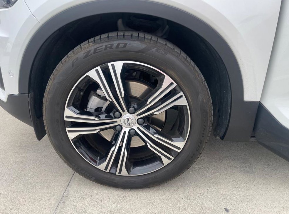 볼보 XC40 B4 AWD R-디자인 사진 20