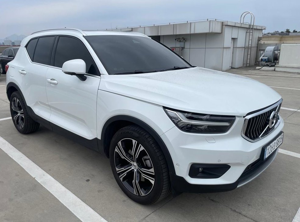볼보 XC40 B4 AWD R-디자인 사진 6
