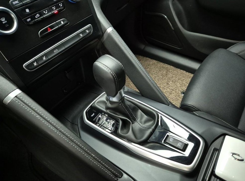 르노코리아(삼성) QM6 퀘스트 2.0 LPe 2WD 사진 8