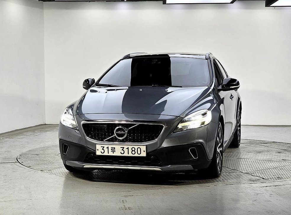 볼보 V40 D3 사진 2