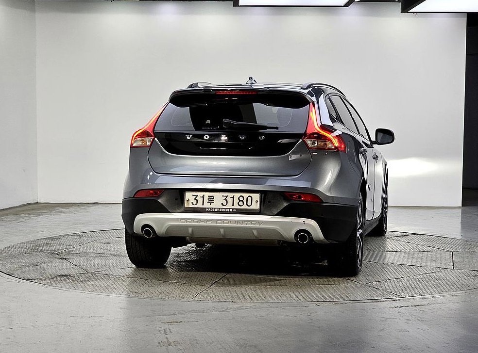 볼보 V40 D3 사진 3