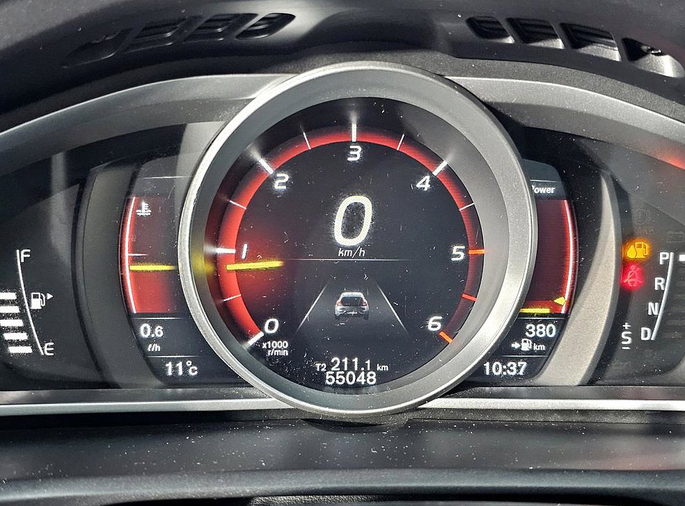 볼보 V40 D3 사진 7