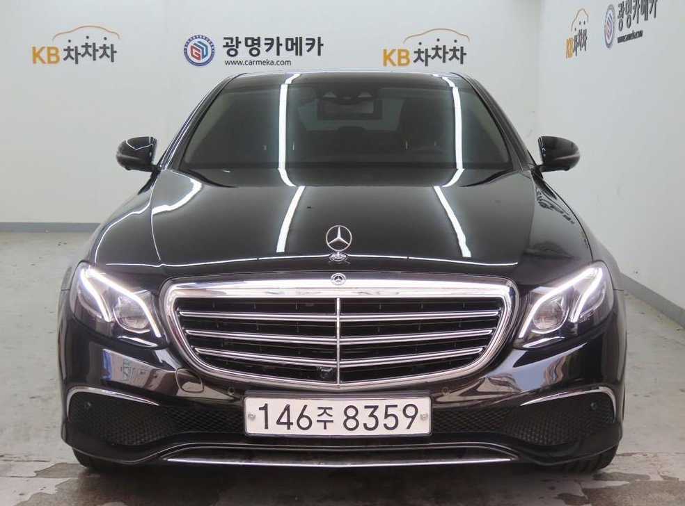 벤츠 E 클래스 E300 4MATIC 아방가르드