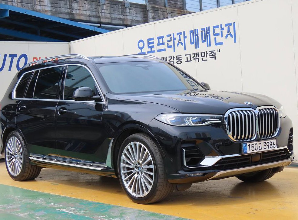 BMW X7 xDrive 40d 디자인 퓨어 엑셀런스 6인승