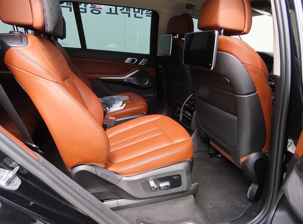 BMW X7 xDrive 40d 디자인 퓨어 엑셀런스 6인승 사진 8