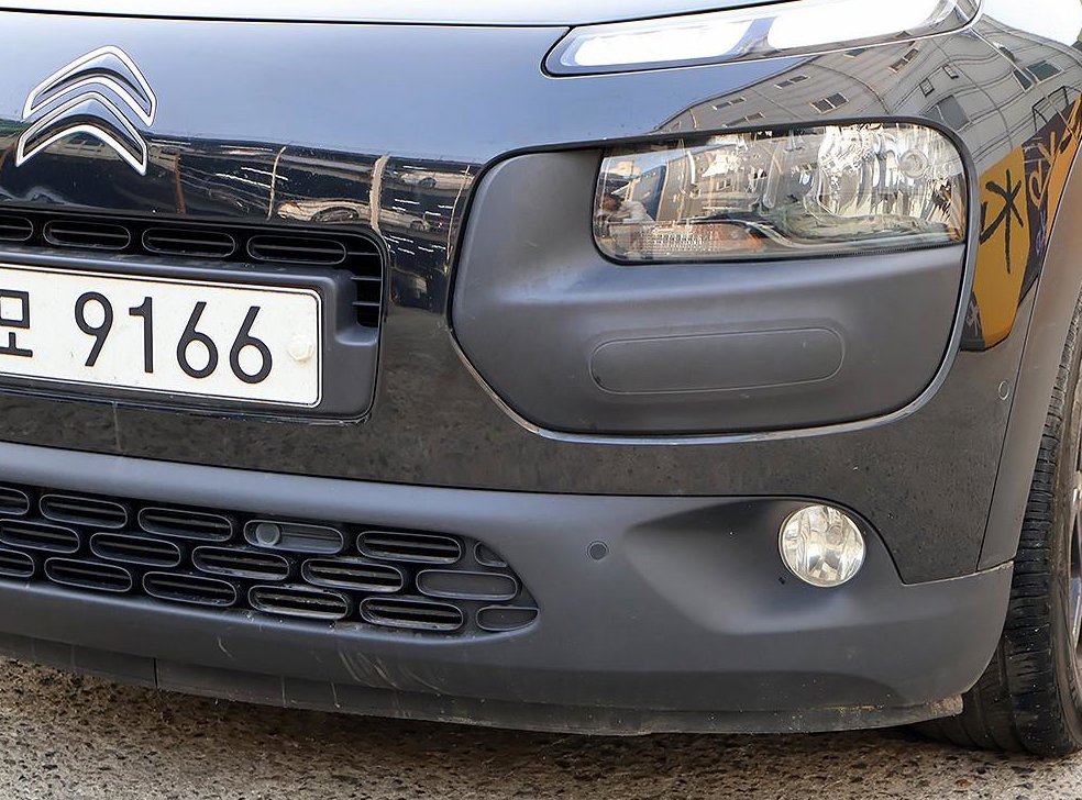 시트로엥 C4 1.6 BLUEHDI 샤인 사진 15