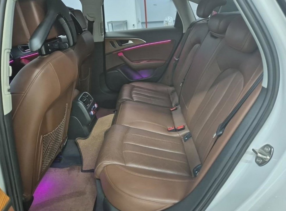 아우디 A6 40 TDI 콰트로 사진 12