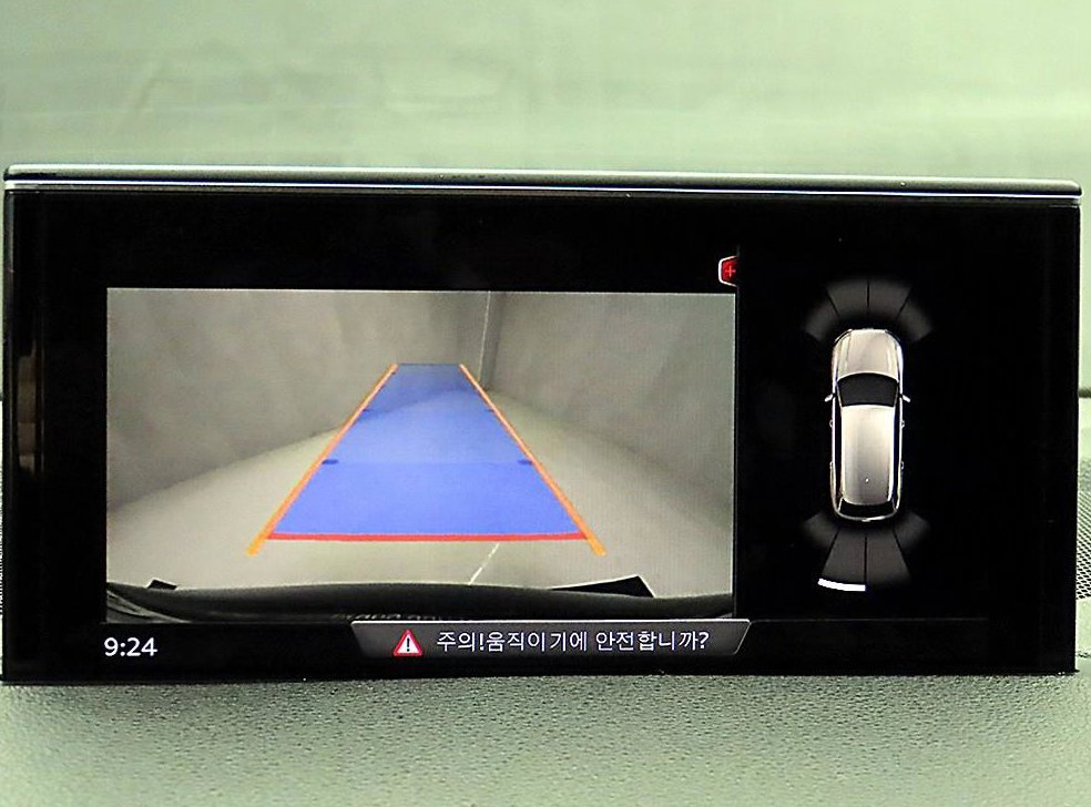 아우디 Q7 45 TFSI 콰트로 사진 14