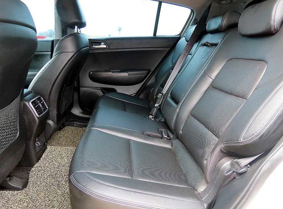 기아 스포티지 2.0 디젤 2WD 사진 6