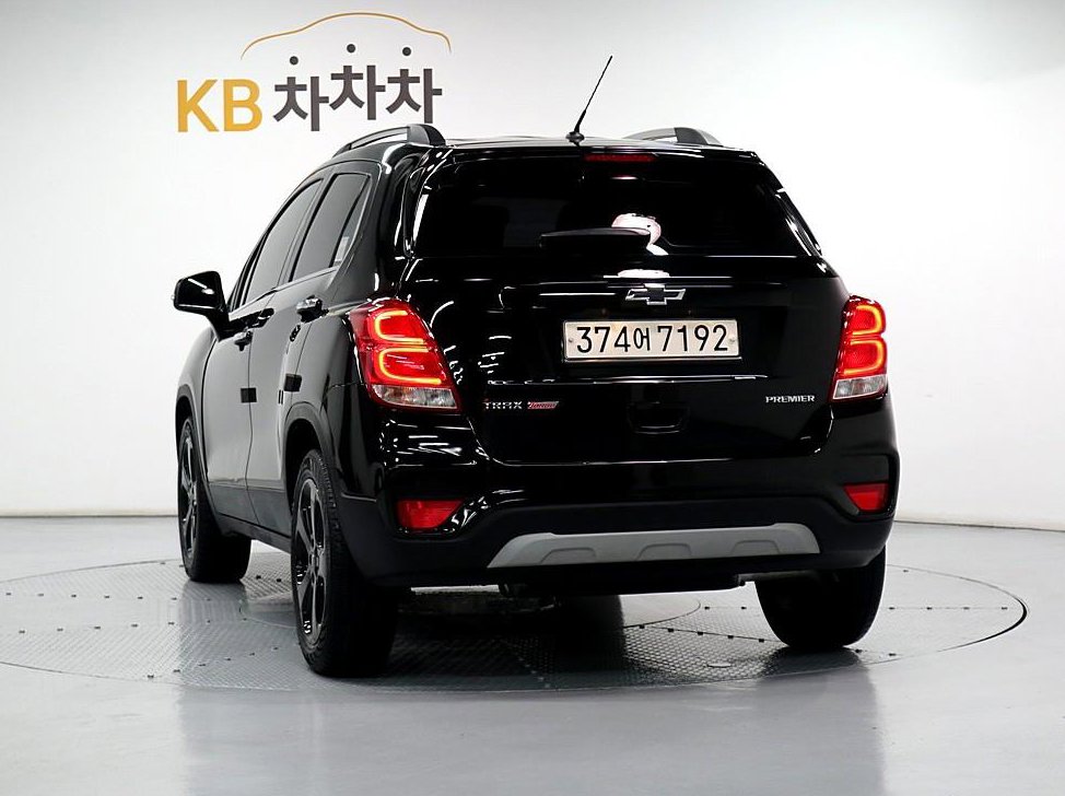 쉐보레 트랙스 가솔린 1.4 퍼펙트 블랙 사진 4
