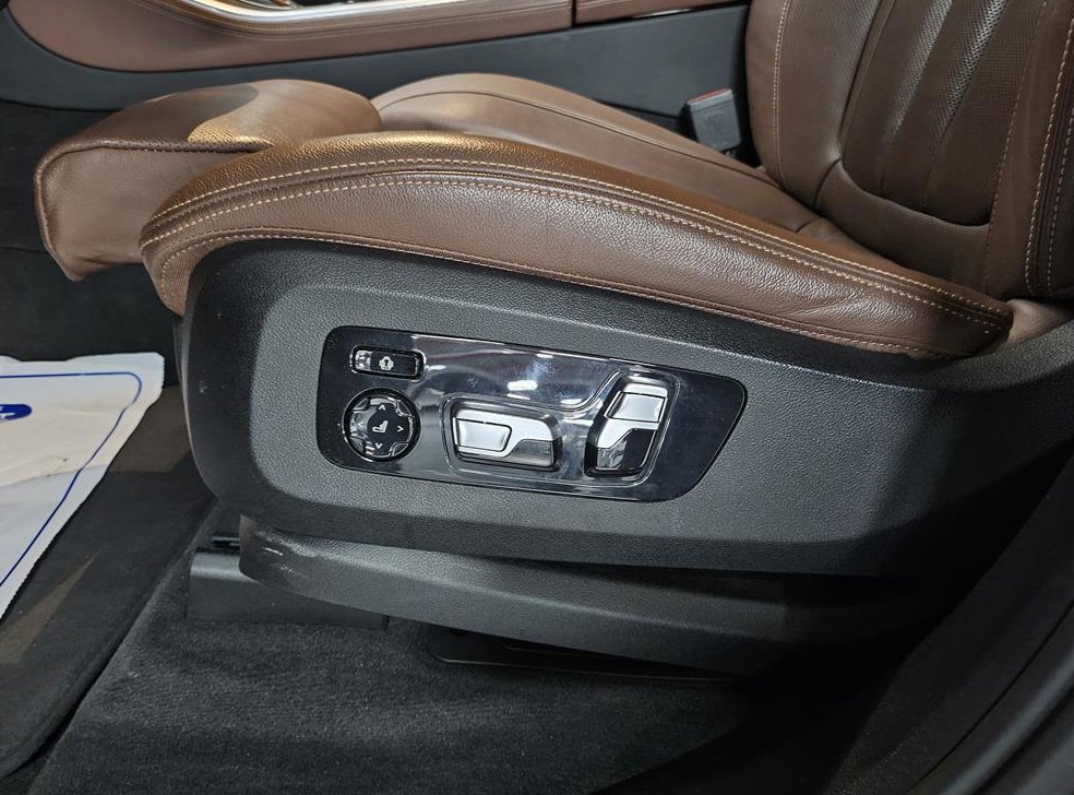BMW X5 xDrive 30d xLine 사진 14