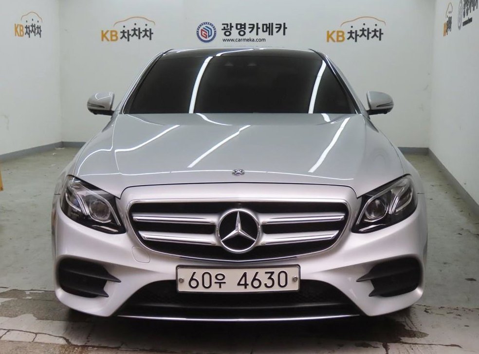 벤츠 E 클래스 E300 4MATIC AMG LINE