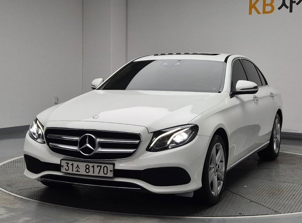 벤츠 E 클래스 E200 아방가르드