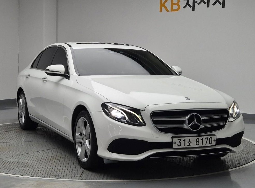 벤츠 E 클래스 E200 아방가르드 사진 4