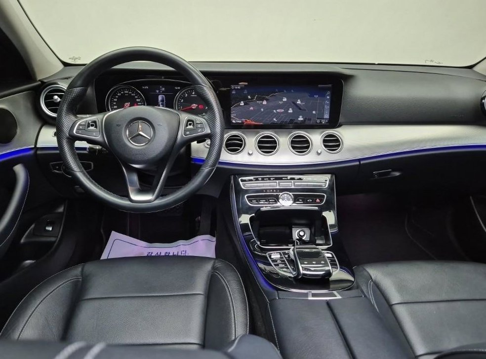 벤츠 E 클래스 E200 아방가르드 사진 8