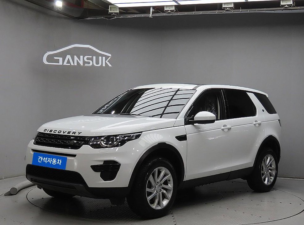랜드로버 디스커버리 스포츠 2.0 TD4 SE 사진 2