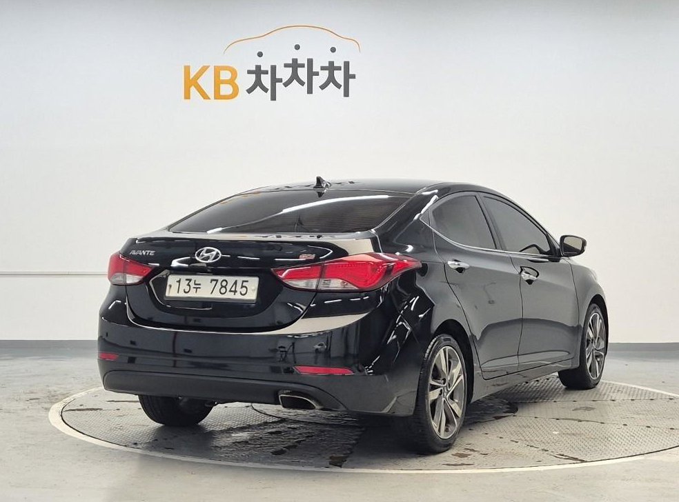 현대 아반떼 1.6 GDI 프리미엄 사진 3