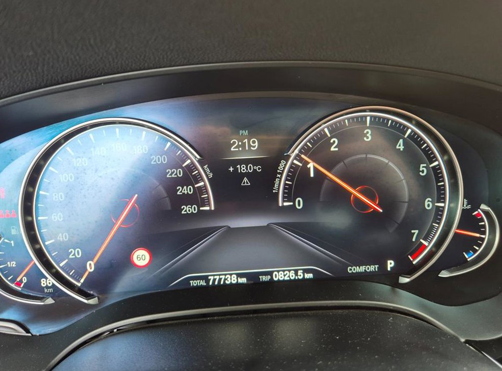 BMW 5시리즈 520i 럭셔리 사진 10
