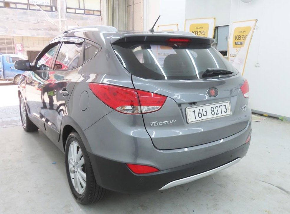 현대 투싼 2WD VGT LX20 사진 4