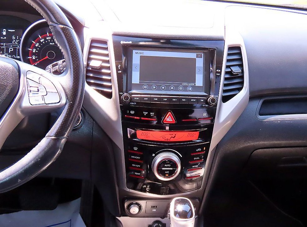 KG모빌리티(쌍용)  티볼리 가솔린 2WD 1.6 VX 사진 10