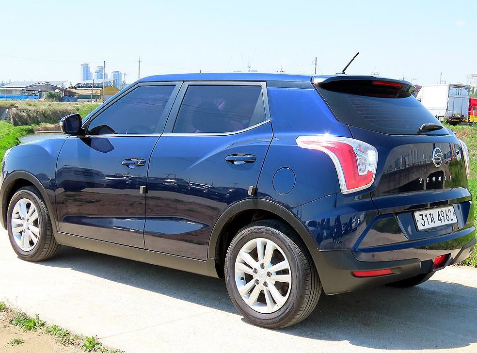 KG모빌리티(쌍용)  티볼리 가솔린 2WD 1.6 VX 사진 3