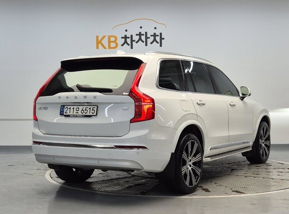볼보 XC90 2.0 T8 AWD 사진 2