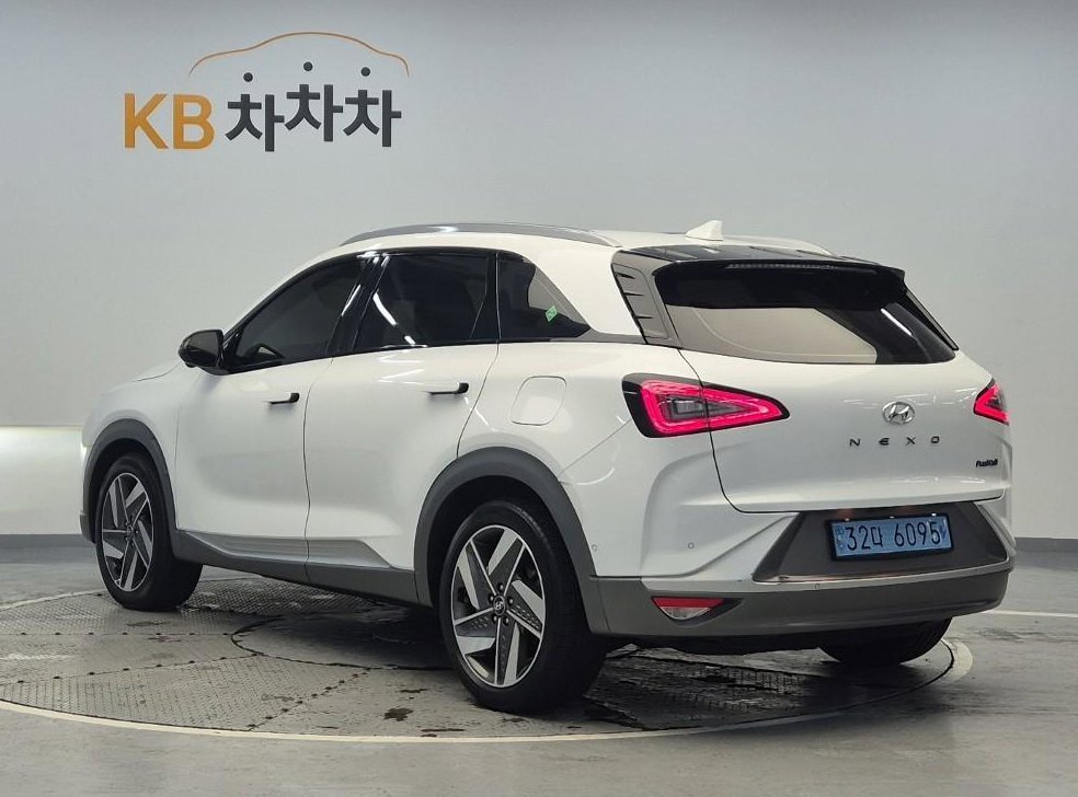 현대 넥쏘 프리미엄 사진 2