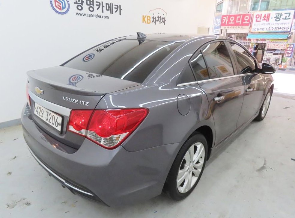 쉐보레 크루즈 1.8LTZ 사진 3