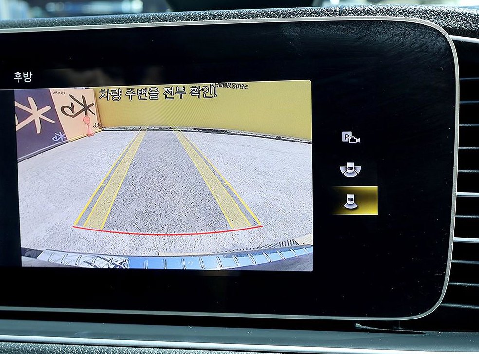벤츠 GLE 클래스 GLE 300d 4MATIC 사진 10