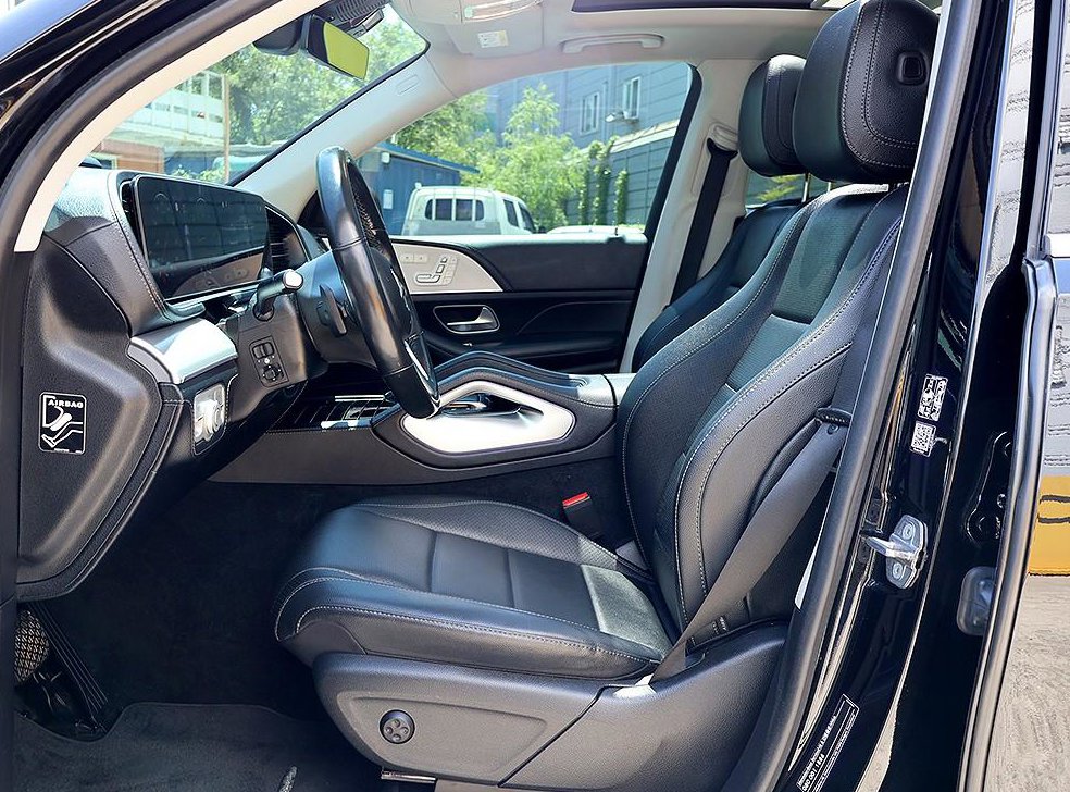 벤츠 GLE 클래스 GLE 300d 4MATIC 사진 11