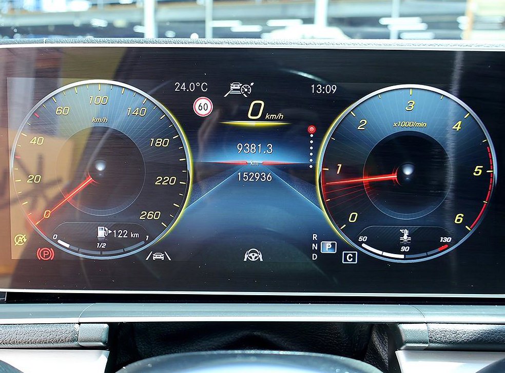벤츠 GLE 클래스 GLE 300d 4MATIC 사진 6