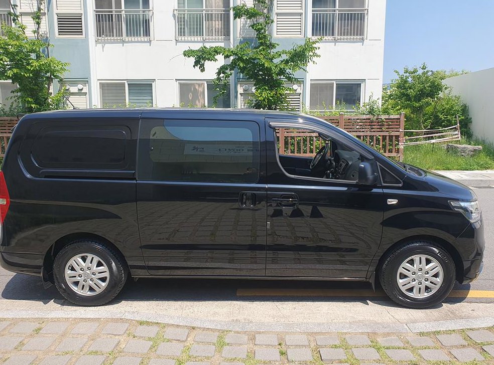 현대 스타렉스 2WD 밴 5인승 사진 3