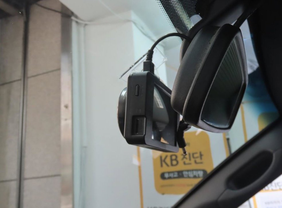 KG모빌리티(쌍용)  렉스턴 디젤 2.2 4WD 사진 11