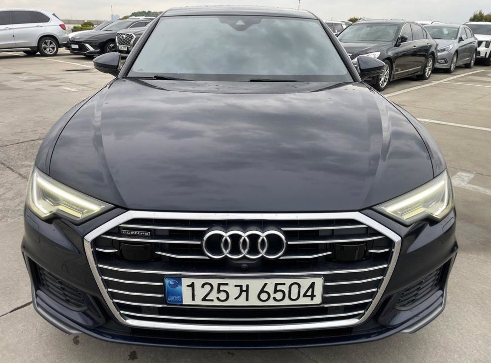아우디 A6 45 TFSI 콰트로 프리미엄