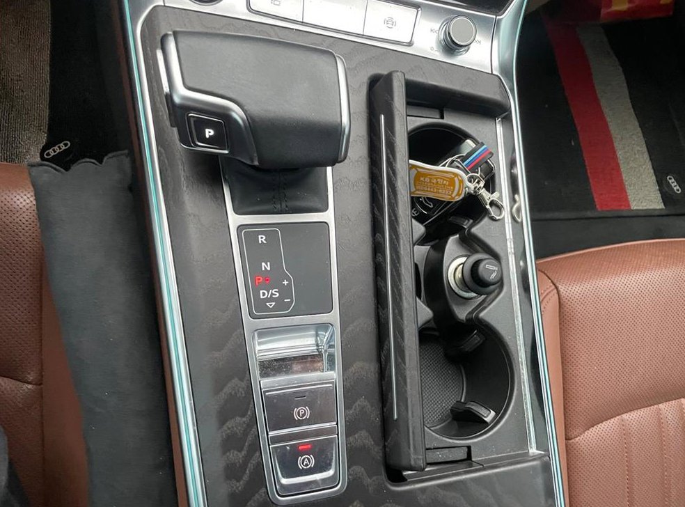 아우디 A6 45 TFSI 콰트로 프리미엄 사진 12