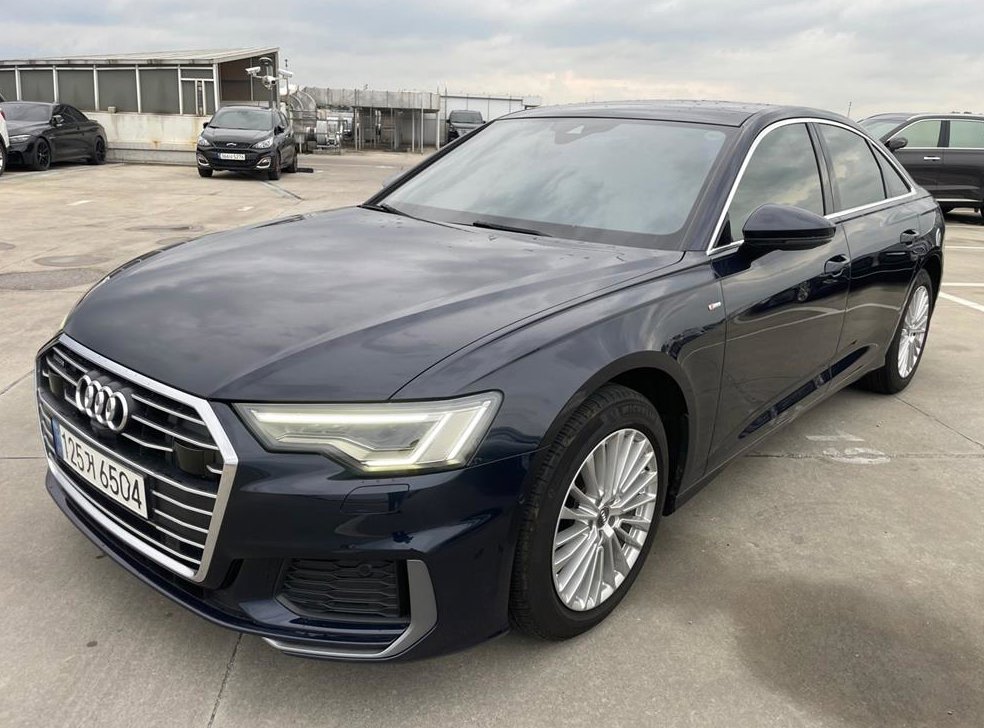 아우디 A6 45 TFSI 콰트로 프리미엄 사진 2