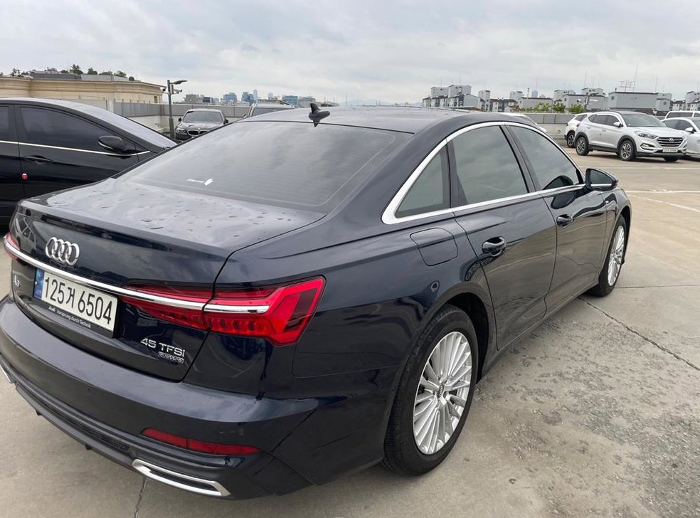 아우디 A6 45 TFSI 콰트로 프리미엄 사진 5