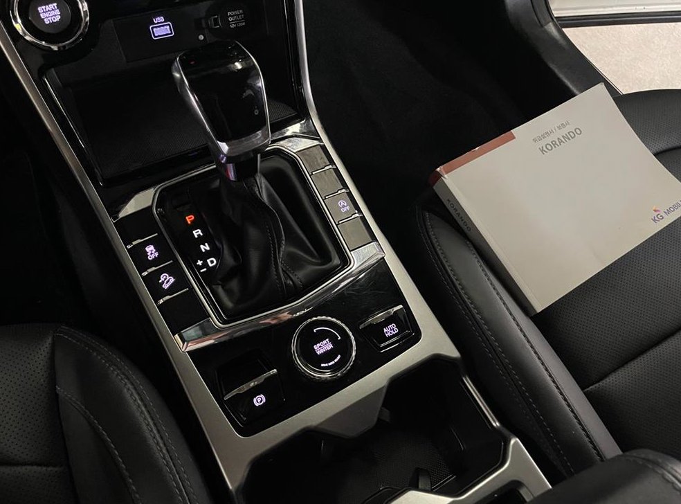 KG모빌리티(쌍용)  코란도 2WD 가솔린 1.5 C7 사진 20