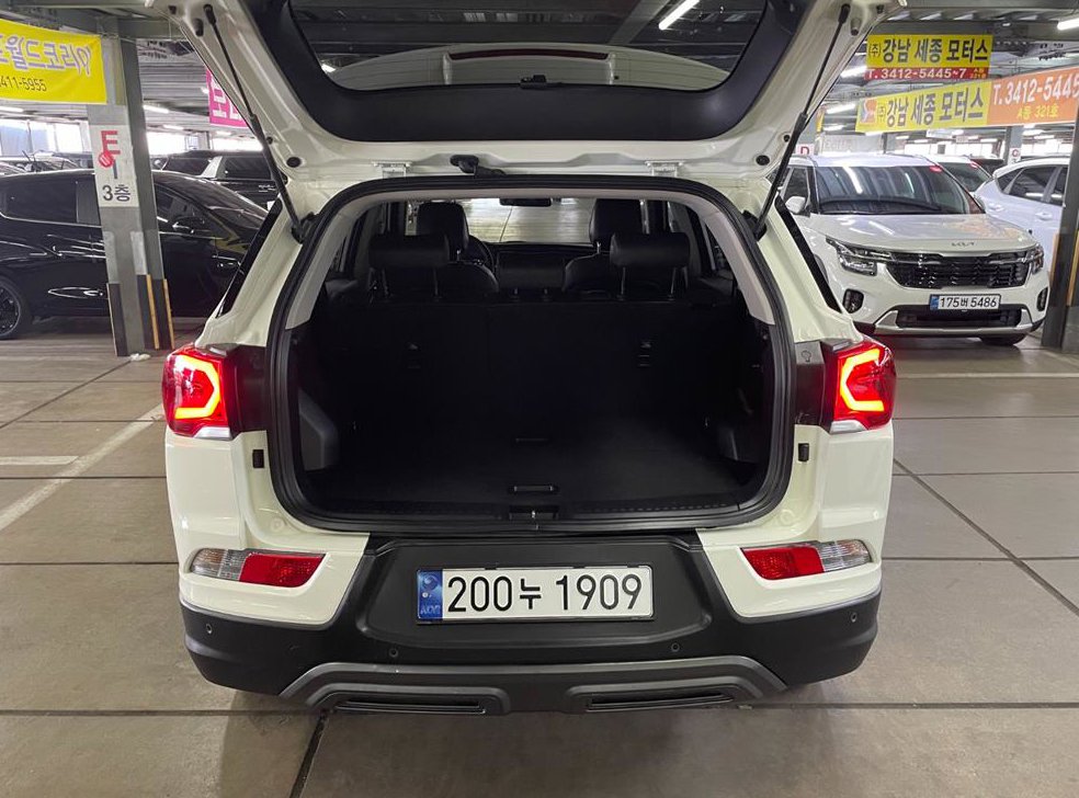KG모빌리티(쌍용)  코란도 2WD 가솔린 1.5 C7 사진 5