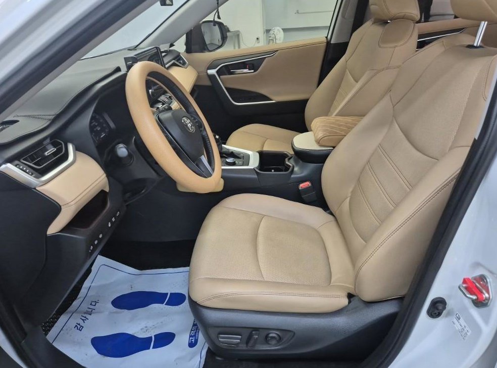 토요타 라브4 2.5 4WD 하이브리드 LTD 사진 11